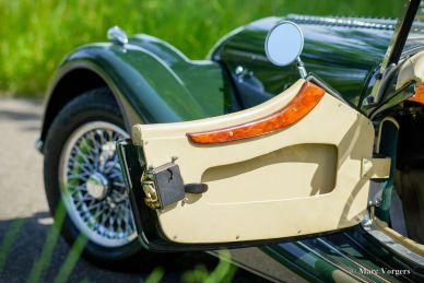 Morgan Plus 8 ‘Wide body’, 2001