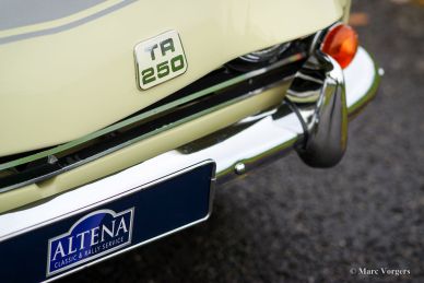 Triumph TR 250, 1968