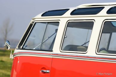 Volkswagen T1 Samba bus, 1963