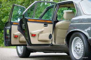 Jaguar XJ12 Sovereign, 1986