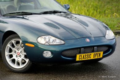 Jaguar XKR, 2002