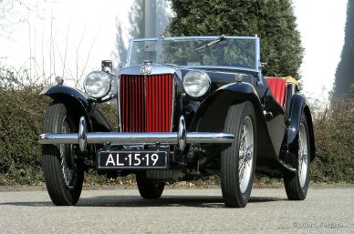 The MG T-Series by John Nikas & Marc Vorgers book