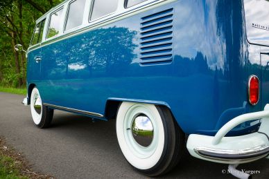 Volkswagen Type 2 T1 Samba 21-window Deluxe, 1966 Restoration