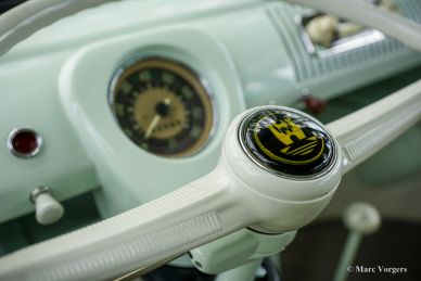 Volkswagen Type 2 T1 Samba 21-window Deluxe, 1966 Restoration