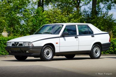 Alfa Romeo 75 1.8 IE, 1990