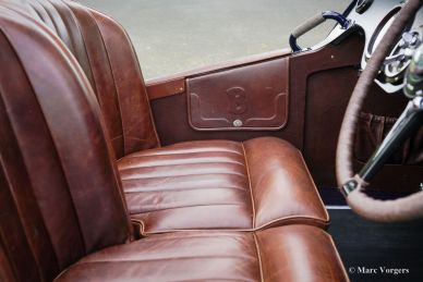 Bentley ‘Old Number One’ by Racing Green Engineering, 1948