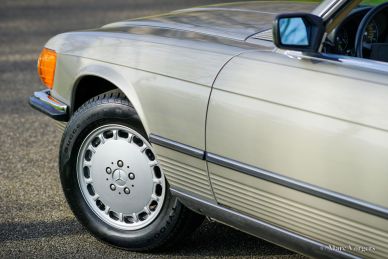 Mercedes-Benz 560 SL, 1987