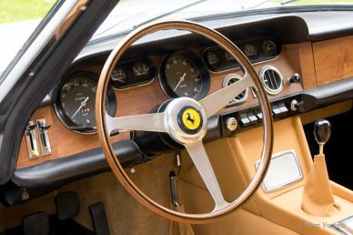 Ferrari 330 GT 2+2 series 1, 1964