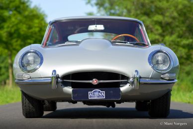 Jaguar E-type 4.2 FHC, 1967