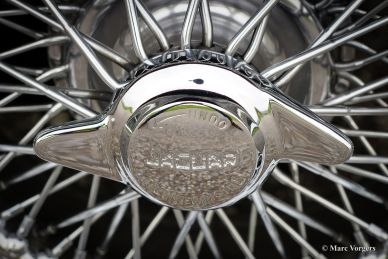 Jaguar E-type 4.2 FHC, 1965