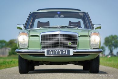 Mercedes-Benz 220 D, 1974