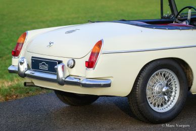 MG MGB roadster, 1965
