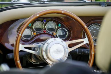 Morgan Plus 8 ‘Wide body’, 2001