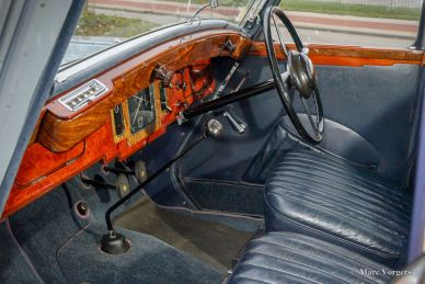 Morris 14/6 saloon, 1937