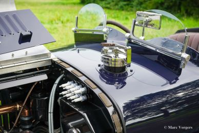 Bentley ‘Old Number One’ by Racing Green Engineering, 1948