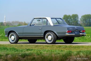 Mercedes-Benz 230 SL Pagode, 1967