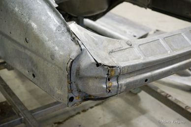 Porsche 911 2.0 SWB 1968 body restoration