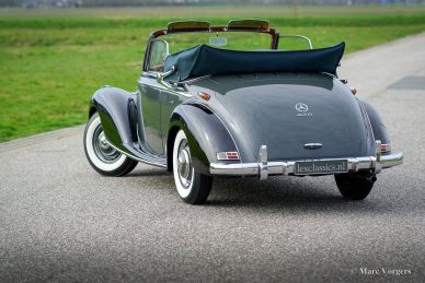 Mercedes-Benz 220a cabriolet, 1953