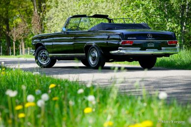 Mercedes-Benz 220 SE (W111) cabriolet, 1963