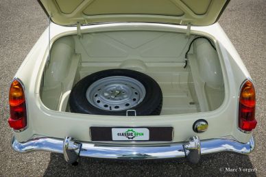 MG MGB roadster, 1966