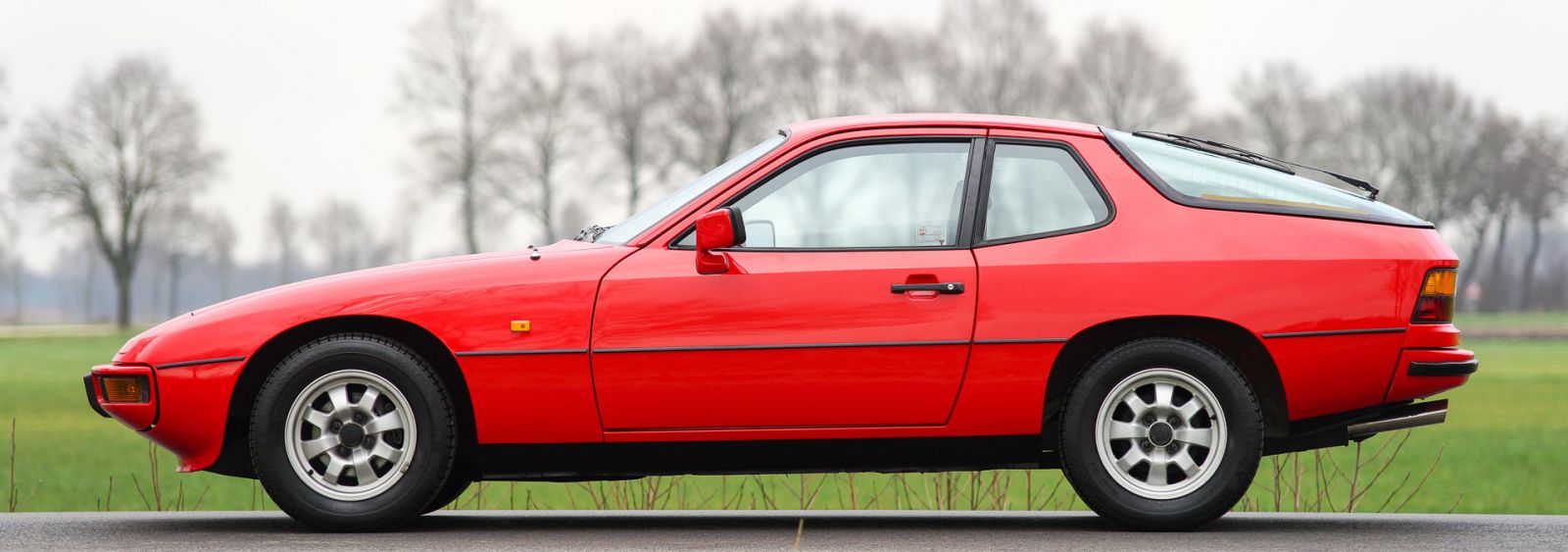 Porsche 924, 1981