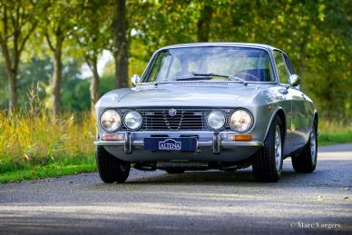 Alfa Romeo Giulia 2000 GTV, 1974