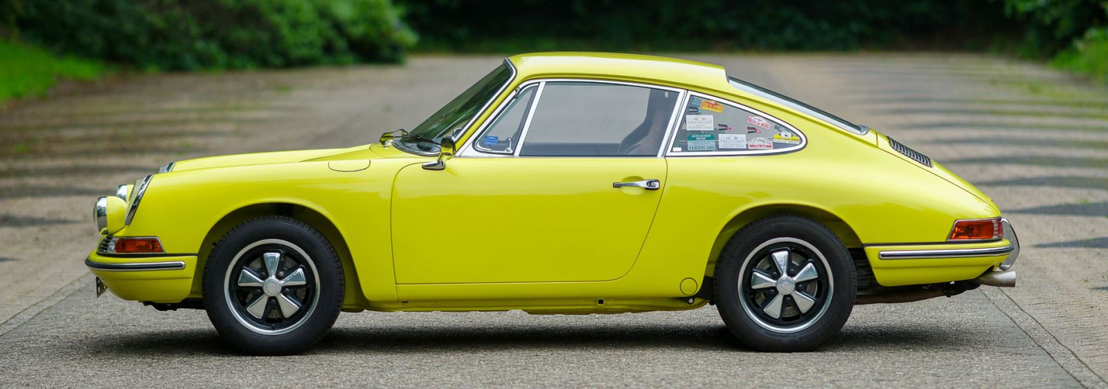 Porsche 911 2.0 SWB 1968 body restoration