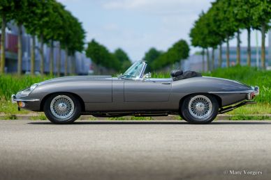 Jaguar E-type 4.2 Litre roadster, 1969