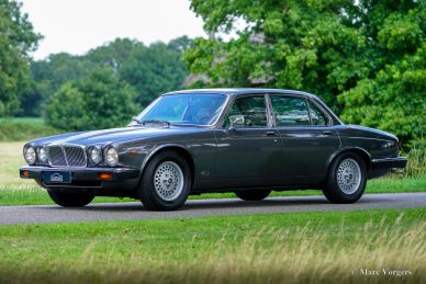 Jaguar XJ12 Sovereign, 1986