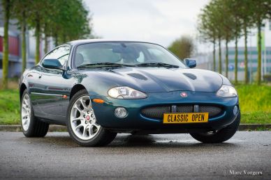 Jaguar XKR, 2002