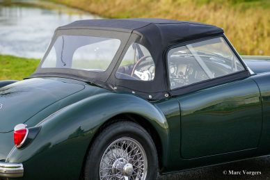 MG MGA 1500 roadster, 1956