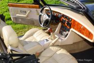 MG RV8, 1995