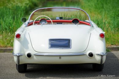Chevrolet Corvette C1, 1954