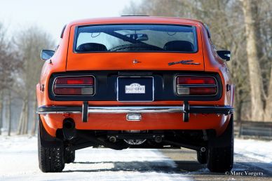 Datsun 240 Z rally preparation
