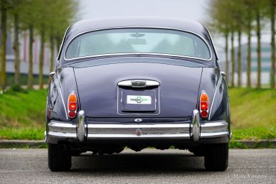 Jaguar Mk II (Mk 2) 3.8 Litre automatic, 1963