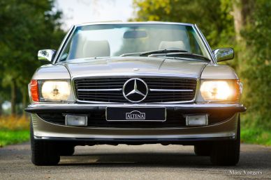 Mercedes-Benz 300 SL (R107), 1987