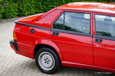 Alfa Romeo 75 3.0 V6 America, 1988