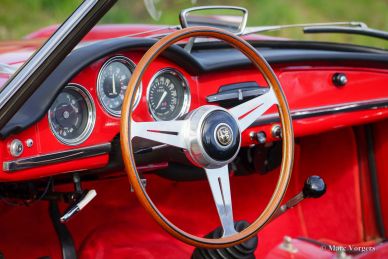 Alfa Romeo Giulia 1600 Spider, 1963