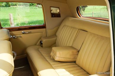 Bentley Mk VI saloon, 1951