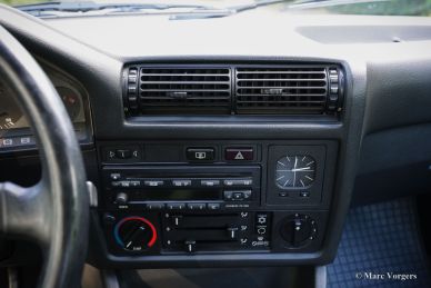 BMW 320 IS (E30), 1988