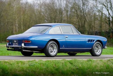 Ferrari 330 GT 2+2 Series 2, year 1966