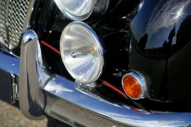 Jaguar XK 140 FHC, 1956