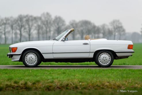 Mercedes-Benz 300 SL (R107), 1987