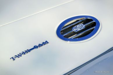 MG MGA Twin-Cam roadster, 1958