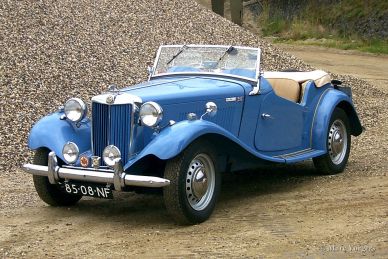 The MG T-Series by John Nikas & Marc Vorgers book